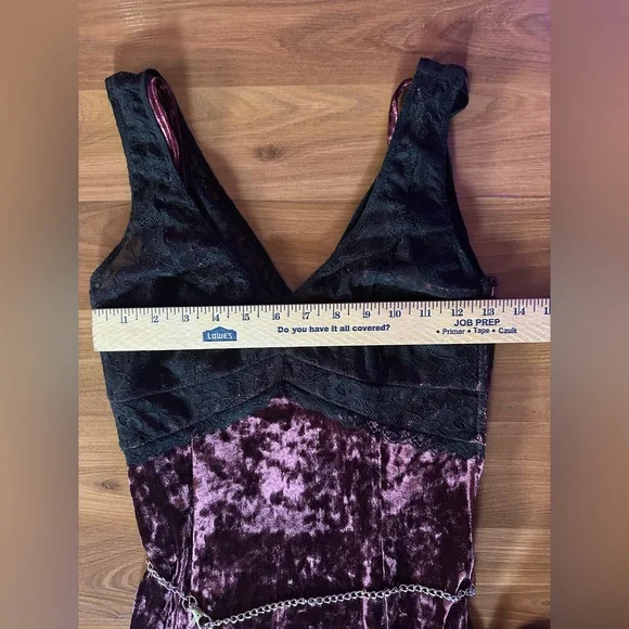 Velvet Burgundy Slit Maxi Dress - Picture 4 of 11